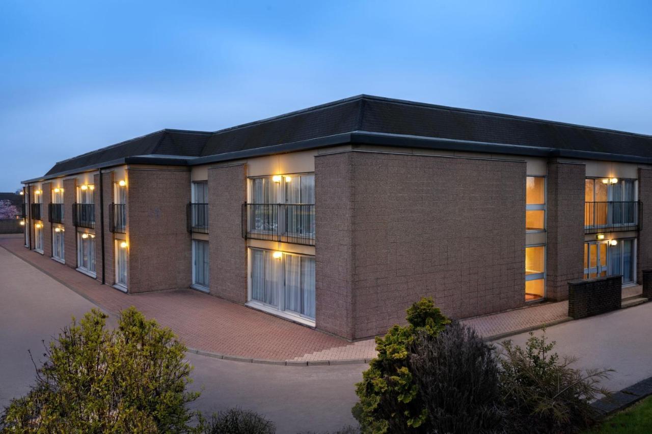 The Aberdeen Dyce Hotel Exterior foto