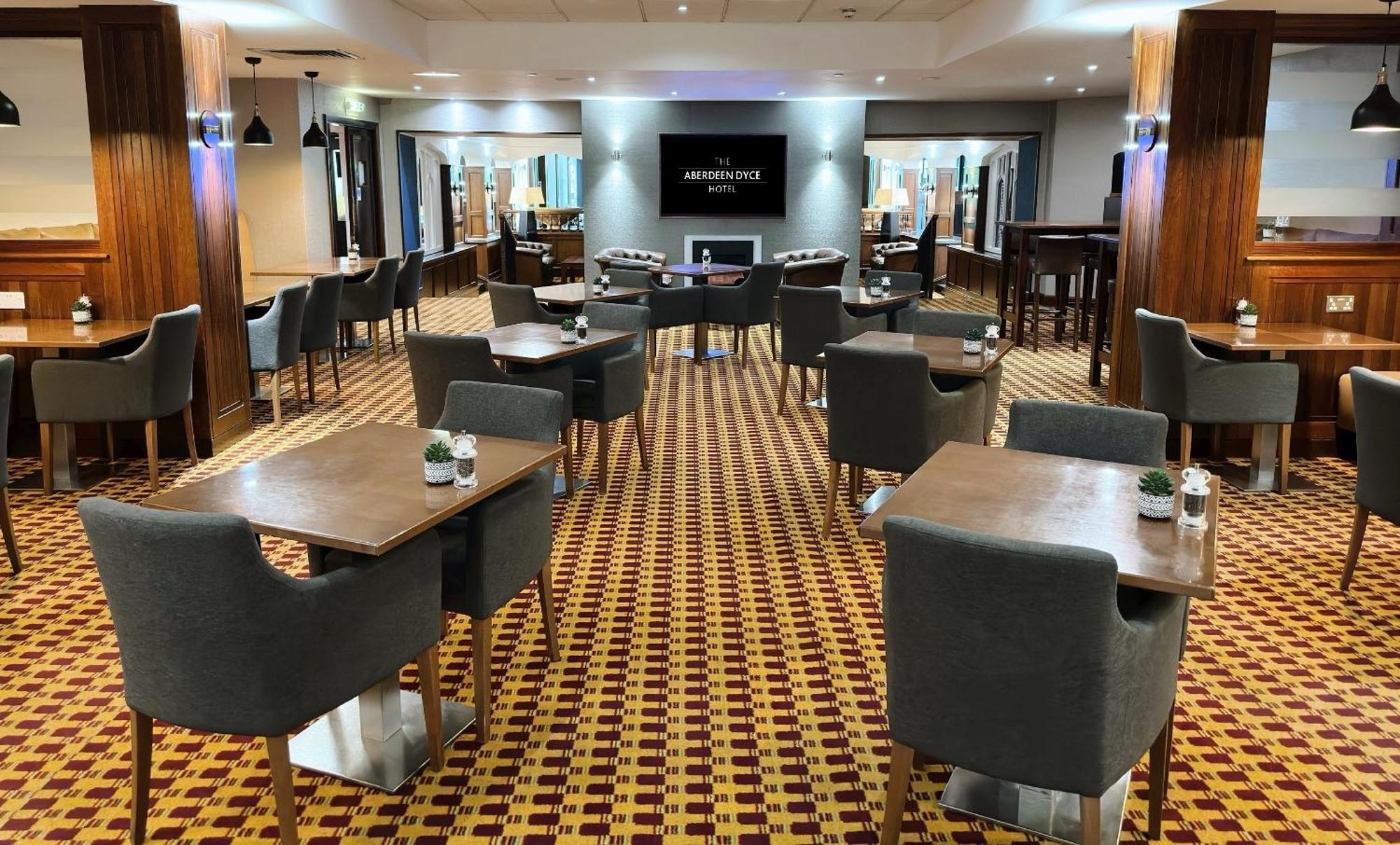 The Aberdeen Dyce Hotel Exterior foto