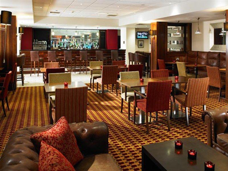 The Aberdeen Dyce Hotel Exterior foto